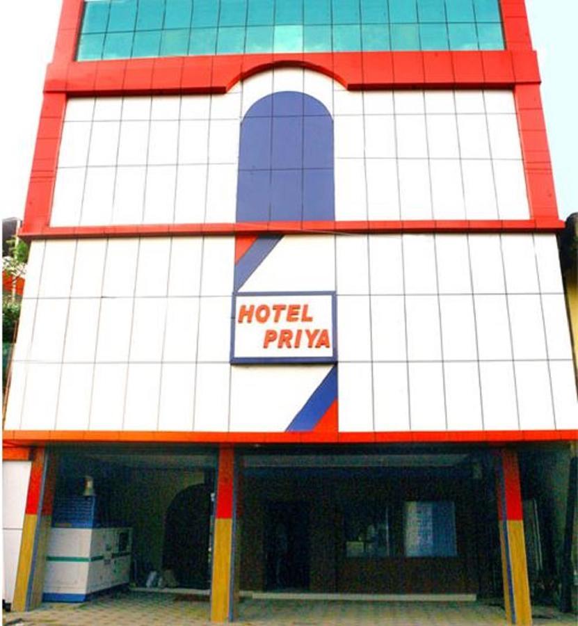 Hotel Priya Chengannur Exterior foto